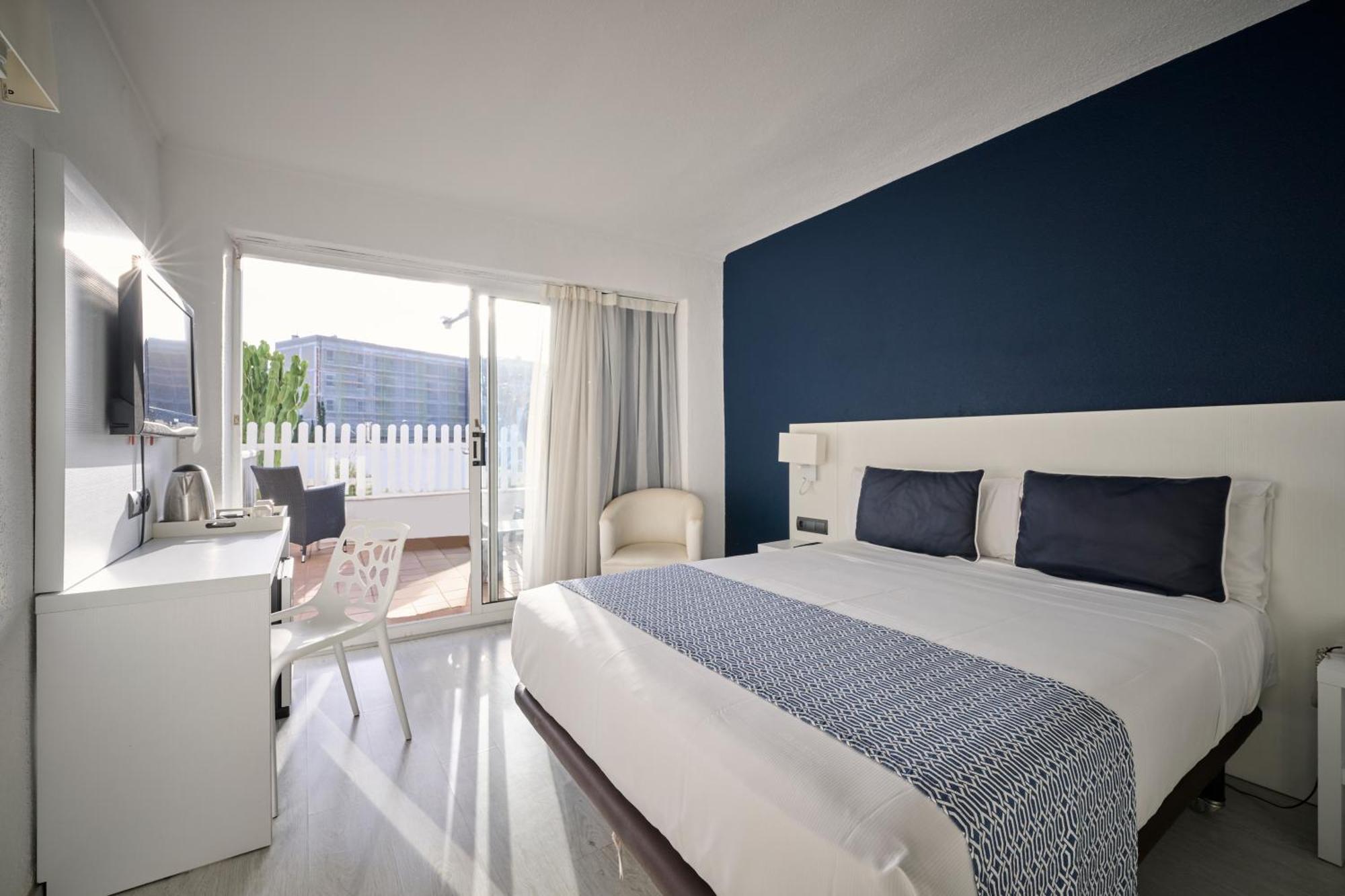 Catalonia Del Mar - Adults Only Hotel Cala Bona  Exterior photo